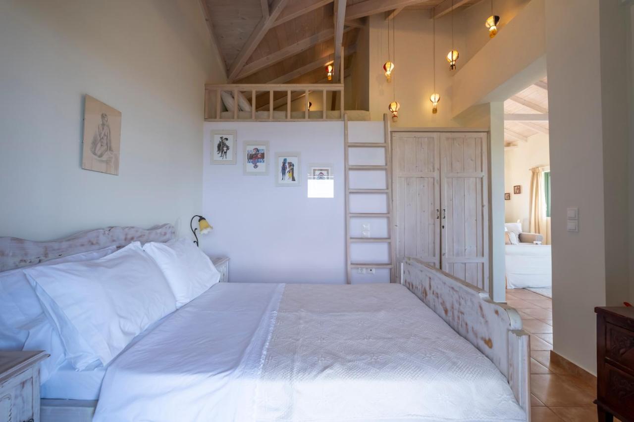 Chamaloni Cottages Finikounta Buitenkant foto