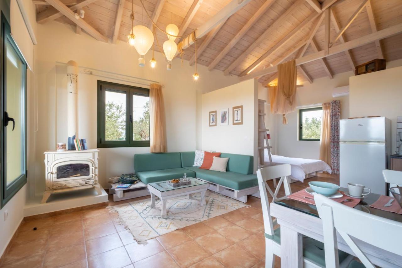 Chamaloni Cottages Finikounta Buitenkant foto