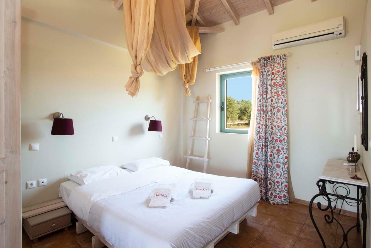Chamaloni Cottages Finikounta Buitenkant foto